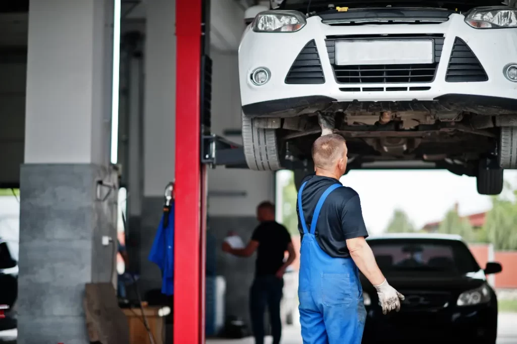 MOT vs. Car Servicing Key Difference